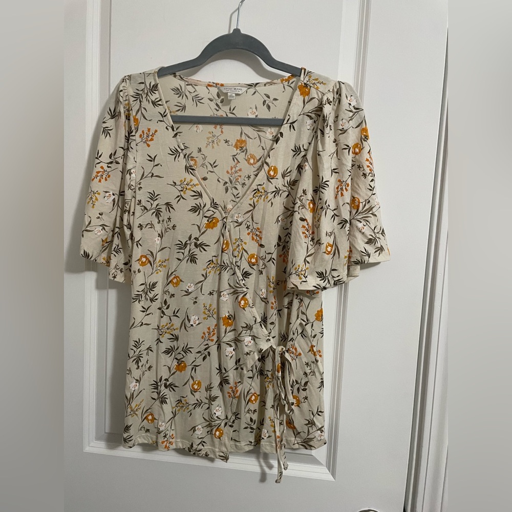 Lucky brand floral wrap top